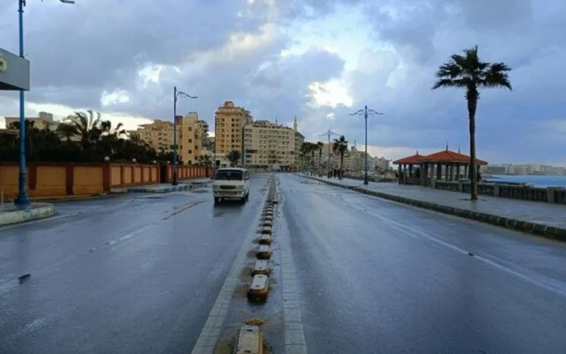 تغير مفاجئ.. سقوط أمطار على محافظات القاهرة وعددها 5